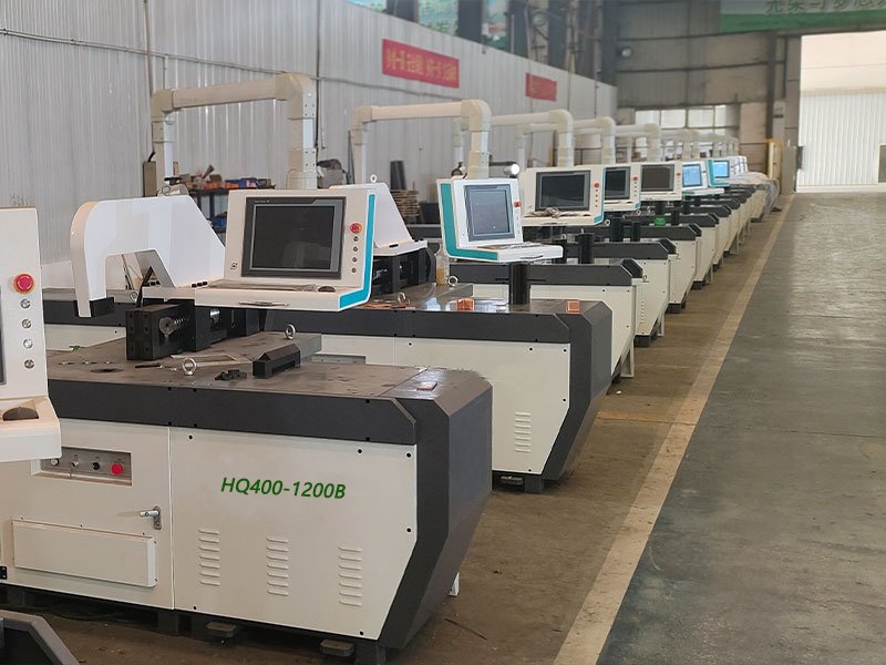 Copper busbar bending tool